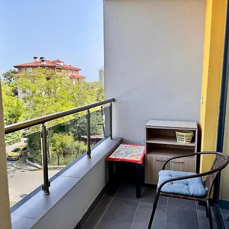 Sea View In Aurora Complex, Steps From The Sankt Konstantin & Helena